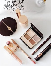 風靡彩妝界的Charlotte Tilbury